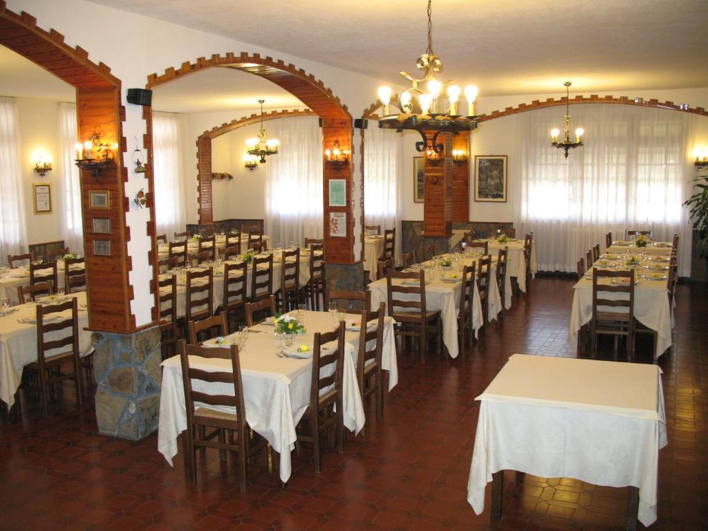 Готель Casa Vicino Cantalupo Ligure Екстер'єр фото